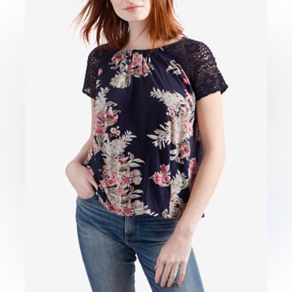 LUCKY BRAND Floral crochet sleeves size large - Picture 1 of 7